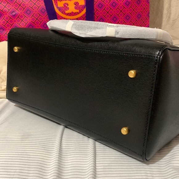 New Tory Burch small Robinson Tote - Picture 7 of 9